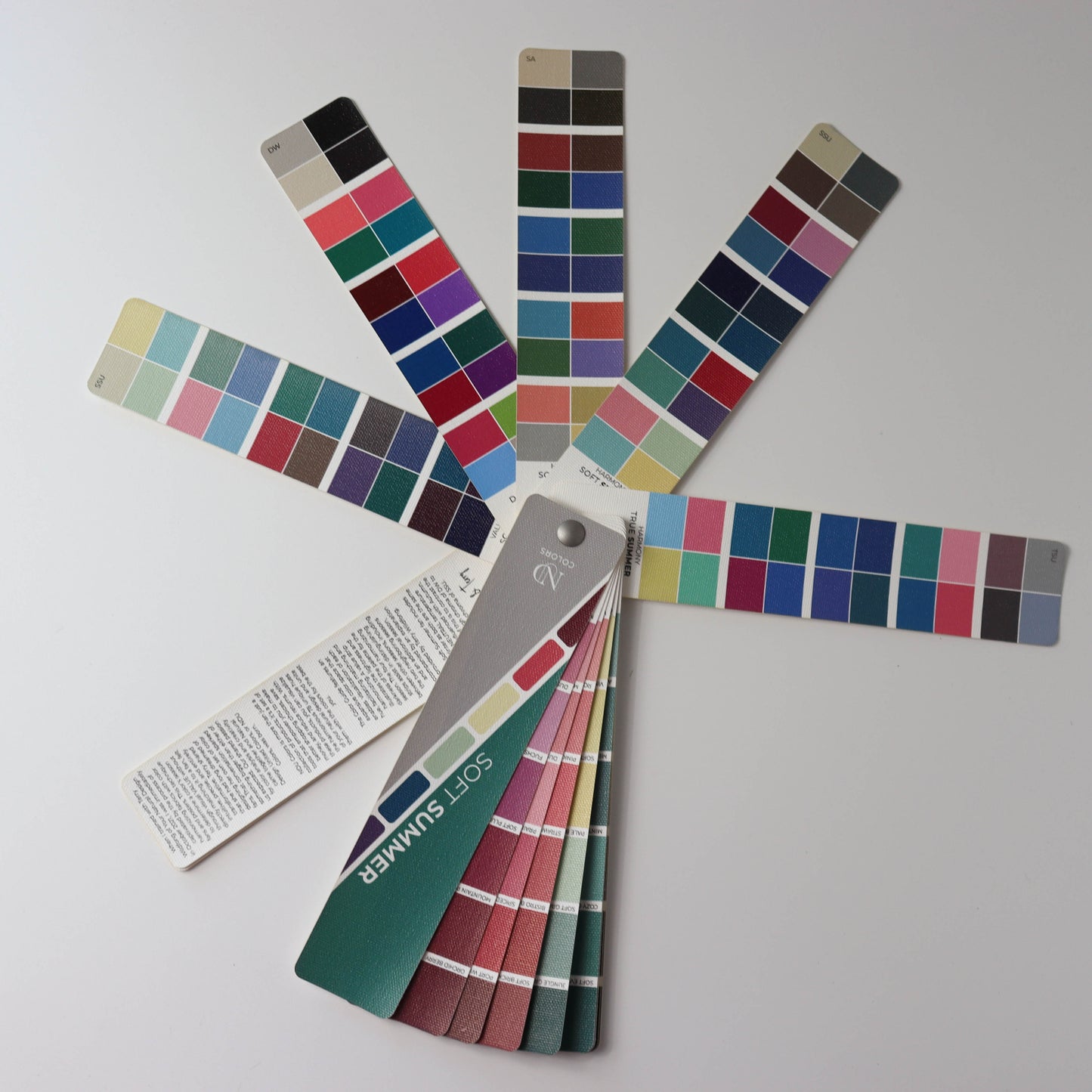 Color Guide - Artisan Line